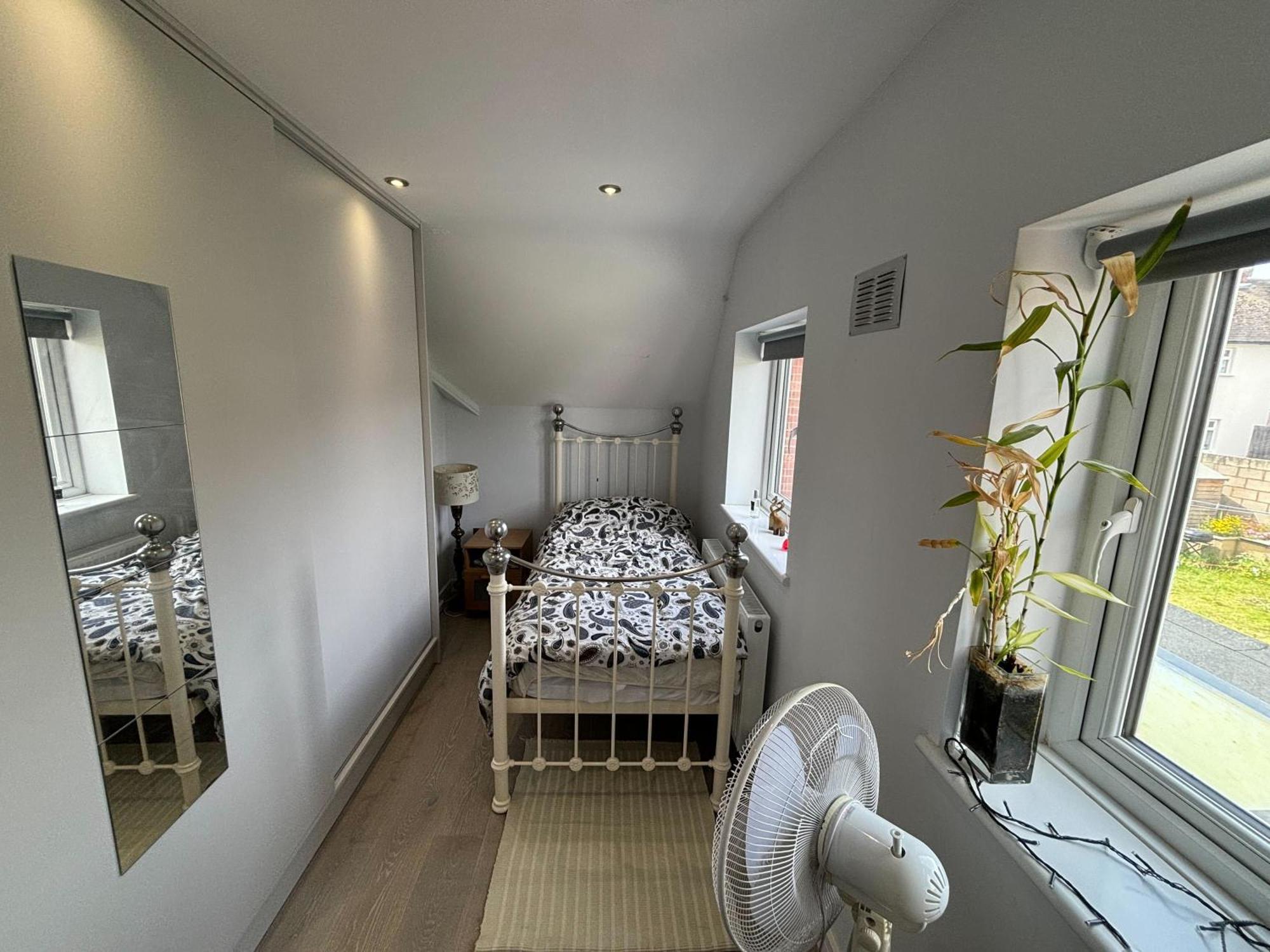 Luxurious Shared - Self Check-in, Free Street Parking Homestay Watford (Hertfordshire)